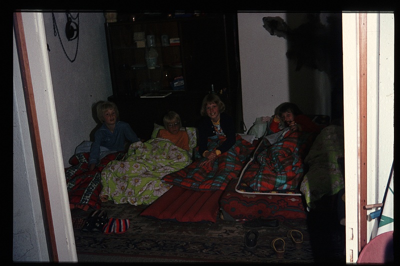 03.Gronau jul 1974 Brigitte,Marion,Peter,Jurgen.JPG